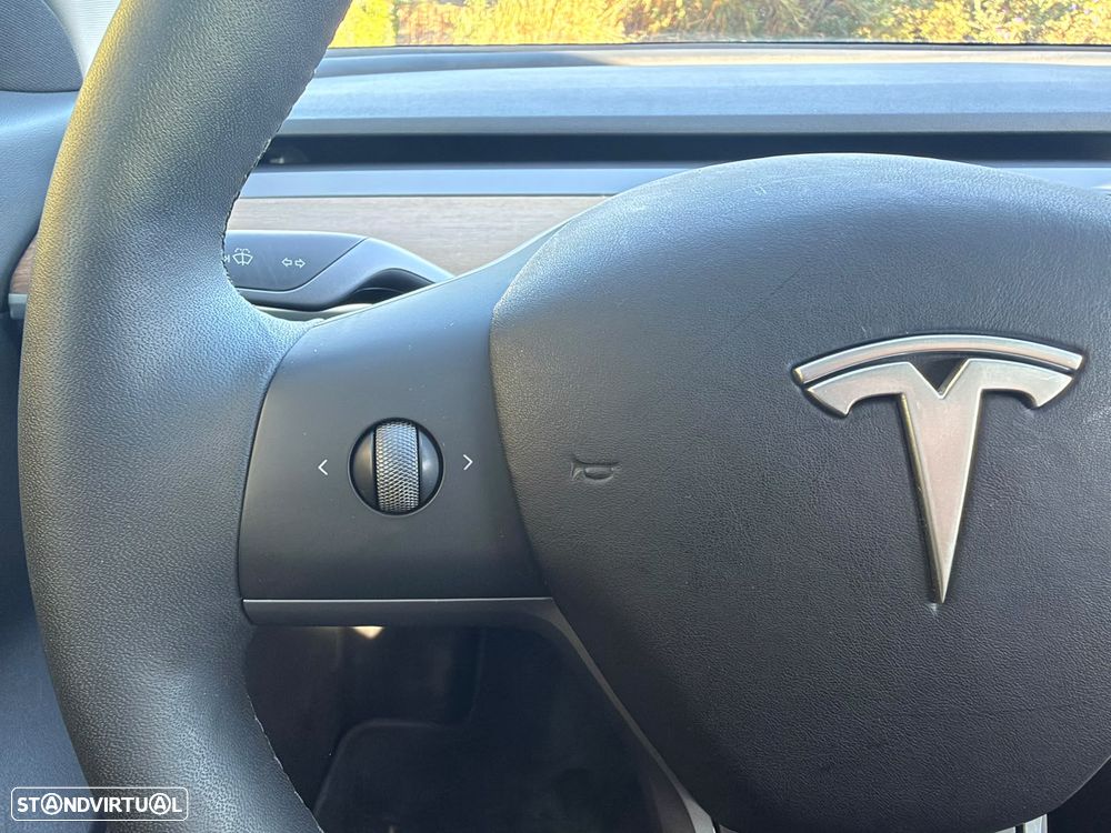 Tesla Model 3 Standard Range Plus RWD - 11