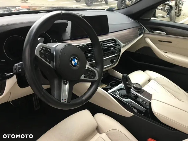 BMW Seria 5 540d xDrive M Sport sport - 8