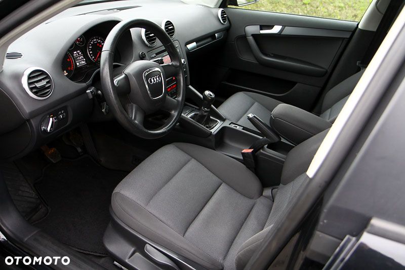 Audi A3 Sportback - 7