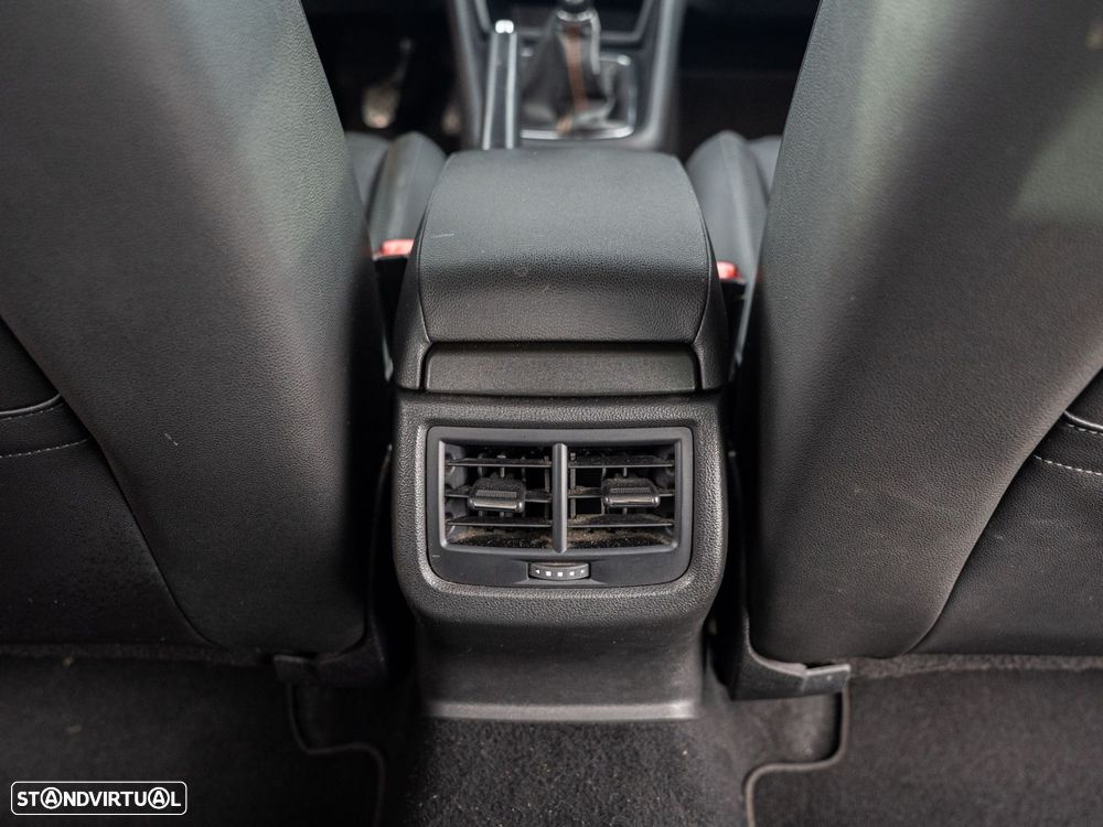 SEAT Leon X-Perience 1.6 TDi 4Drive - 35