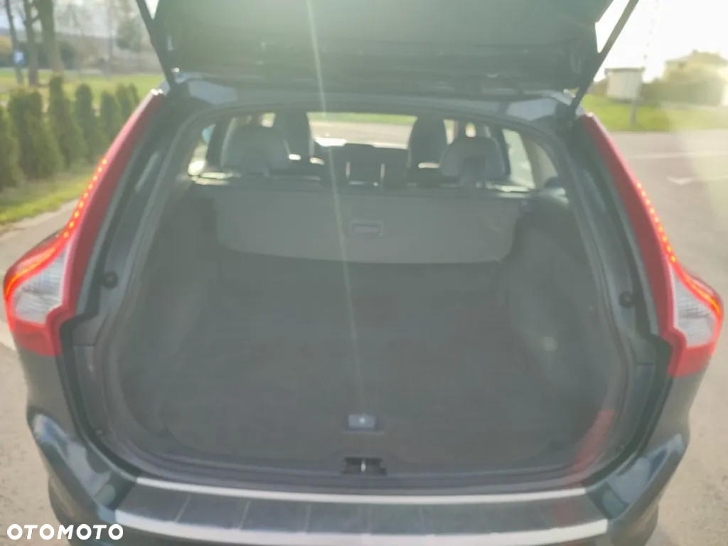 Volvo XC 60 D3 Momentum - 35