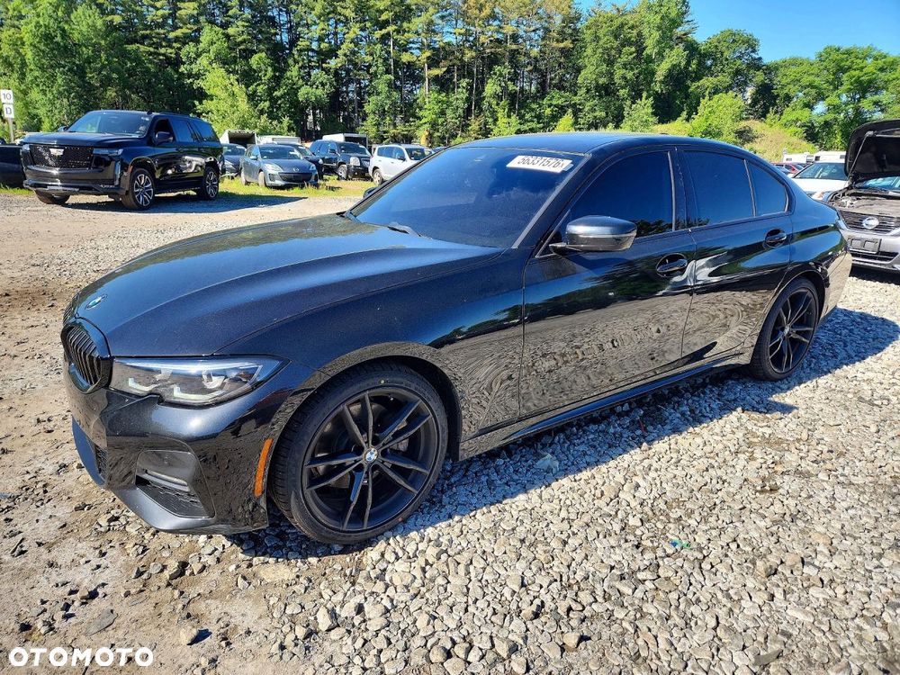 BMW Seria 3 330i xDrive M Sport - 1
