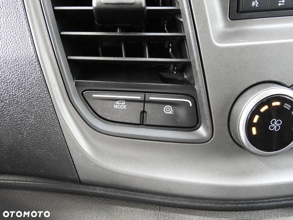 Ford TRANSIT SKRZYNIA PODWÓJNA KABINA DOKA 7 MIEJSC TEMPOMAT KLIMATYZACJA LEDY  130KM - 33