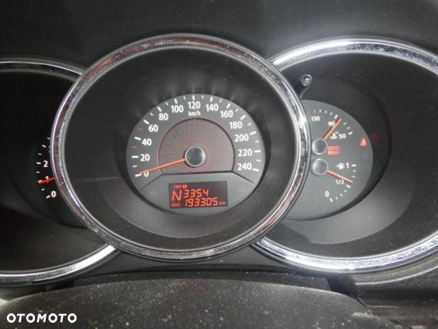 Kia Sorento 2.2 CRDI L - 16