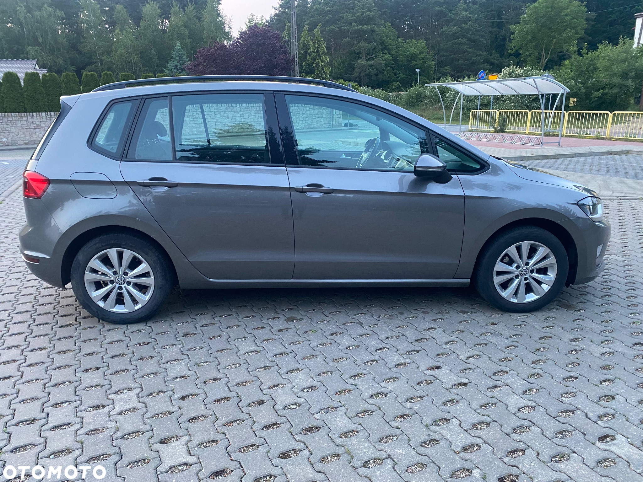 Volkswagen Golf Sportsvan VII SV 1.6 TDI BMT Highline - 15