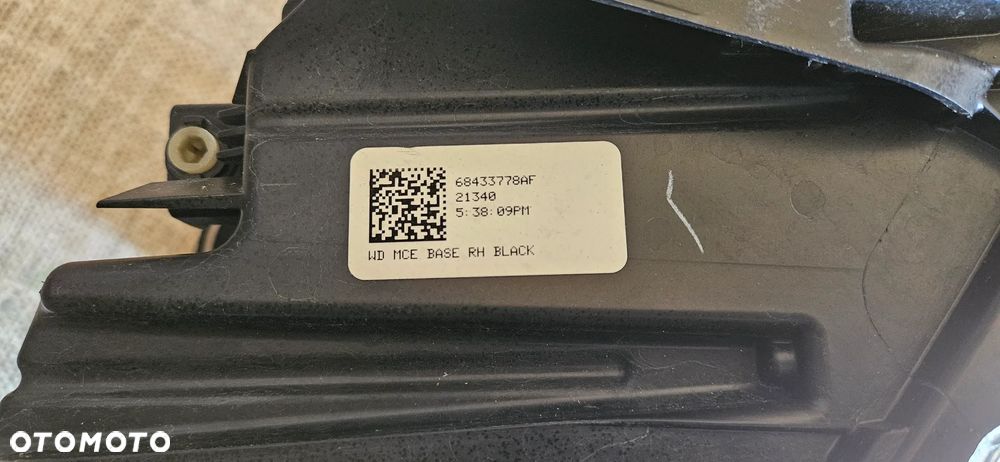 Dodge Durango III LIFT 2021-2026 GT RT CZARNY ŚRODEK Kompletny reflektor prawy Lampa prawa P68433778AF 68433778AF - 13