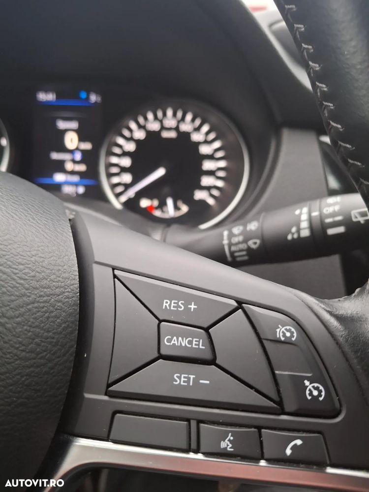 Nissan Qashqai 1.3 138CP 2WD N-Connecta - 20