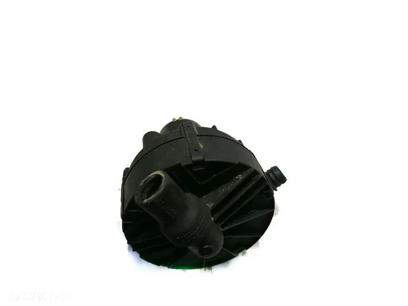 MERCEDES E W212 POMPA POWIETRZA WTÓRNEGO A0001406785 - 1
