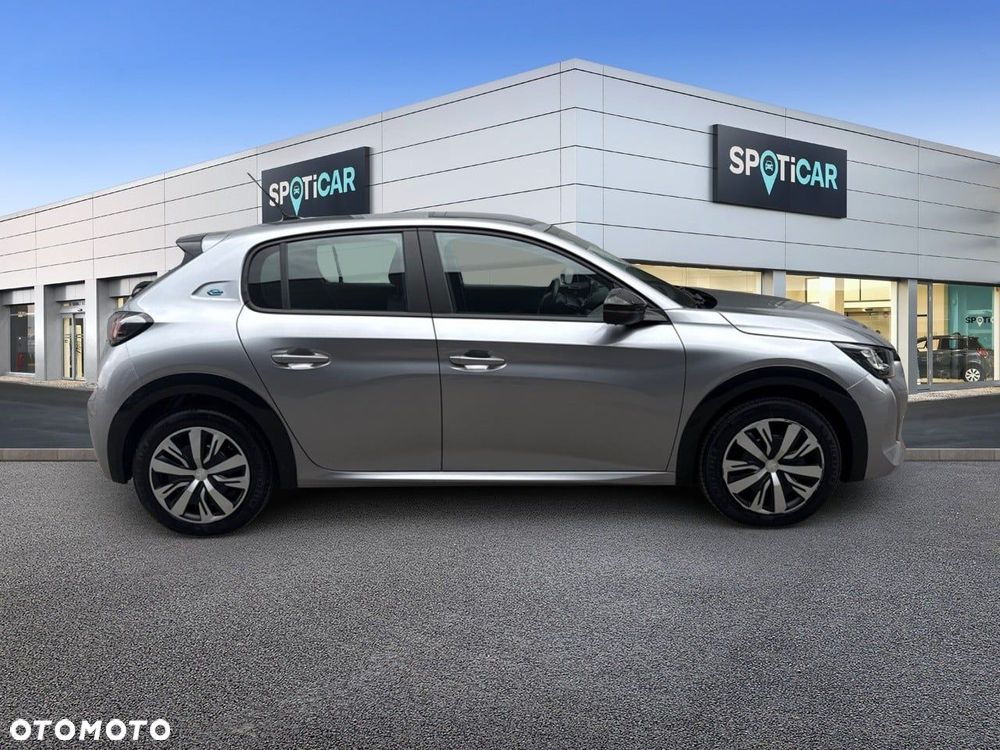 Peugeot 208 50kWh Active - 4