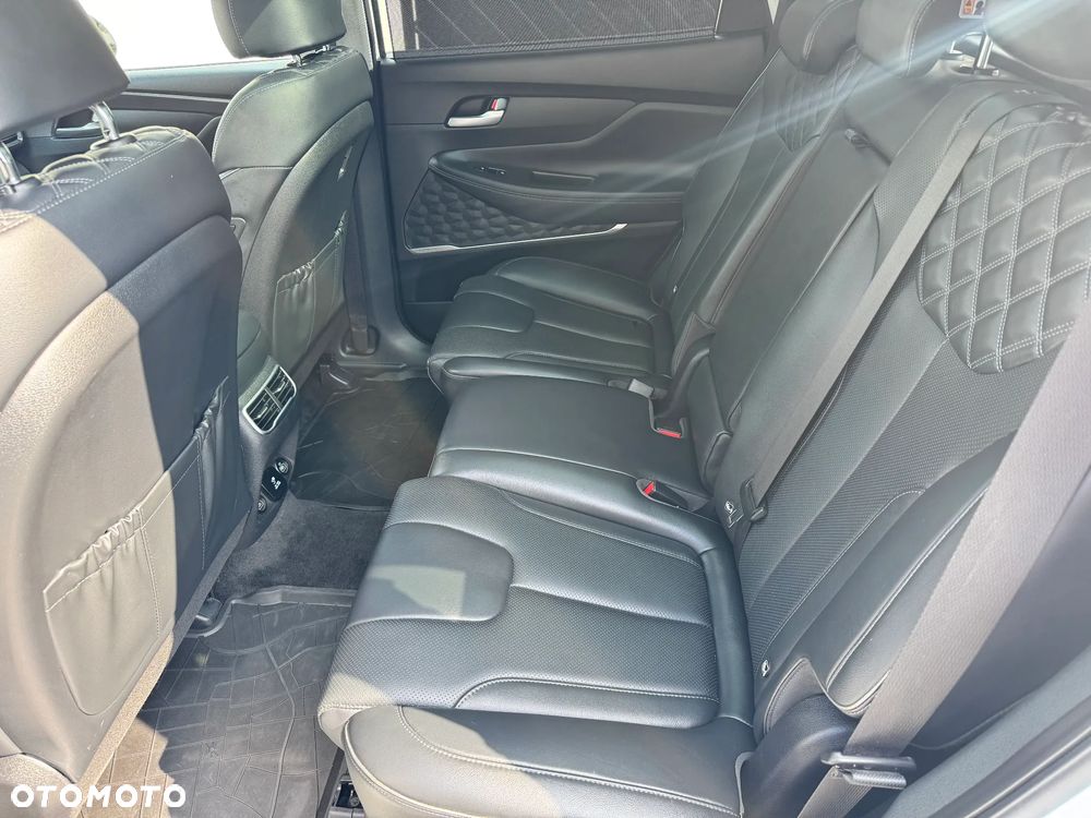 Hyundai Santa Fe 1.6 Plugin-Hybrid 4WD Prime - 23