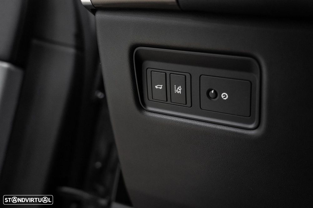 Land Rover Range Rover Sport 2.0 SD4 HSE - 16