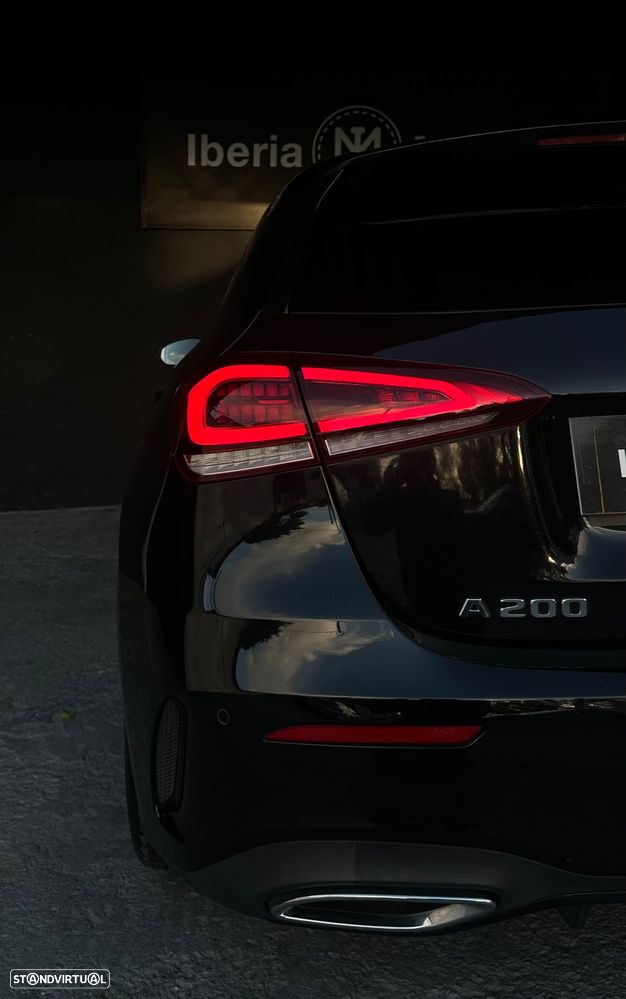 Mercedes-Benz A 200 AMG Line - 11