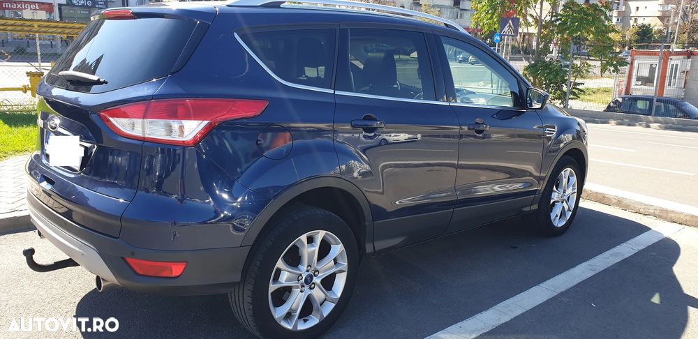 Ford Kuga 2.0 TDCi 4WD Powershift Titanium - 2