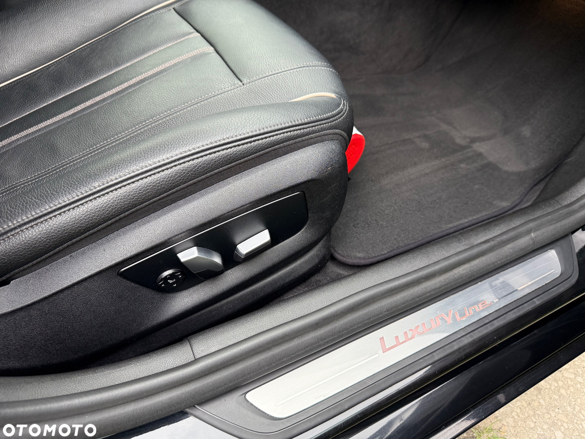 BMW Seria 5 530d xDrive Luxury Line - 36