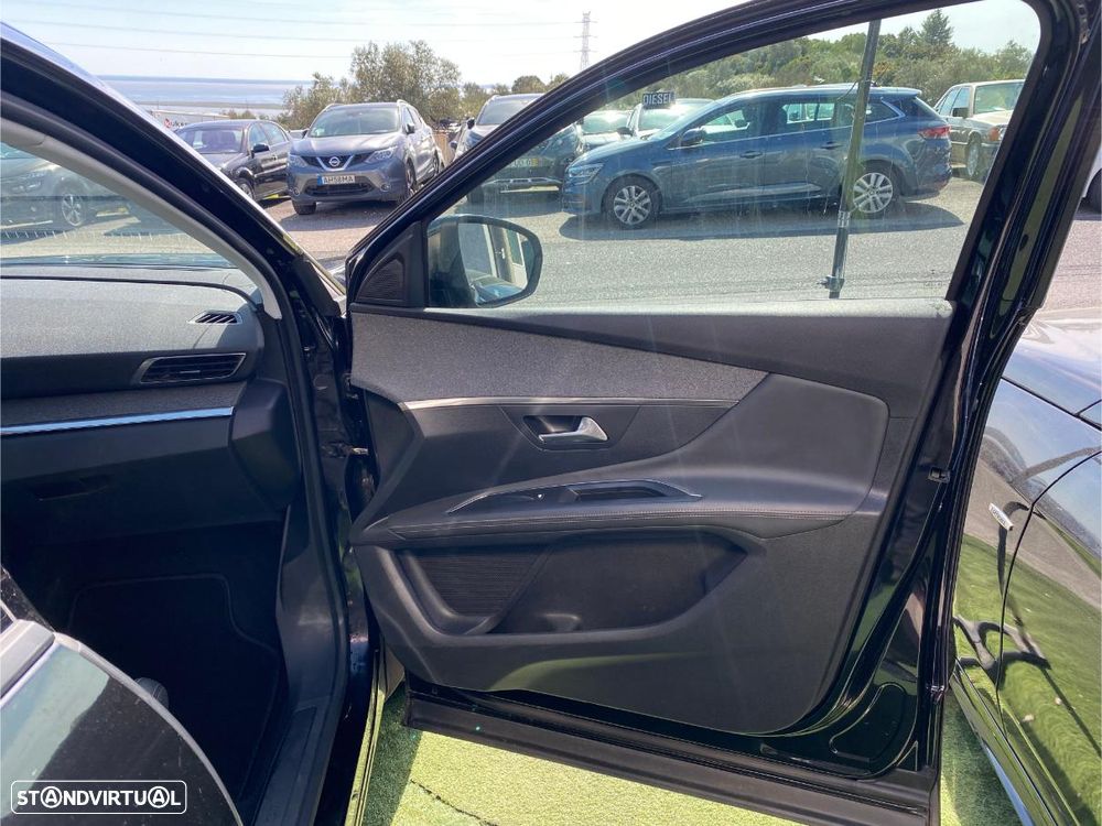 Peugeot 3008 BlueHDi 130 Stop & Start Allure - 17