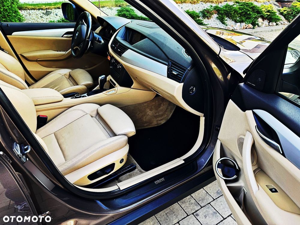 BMW X1 xDrive23d - 29