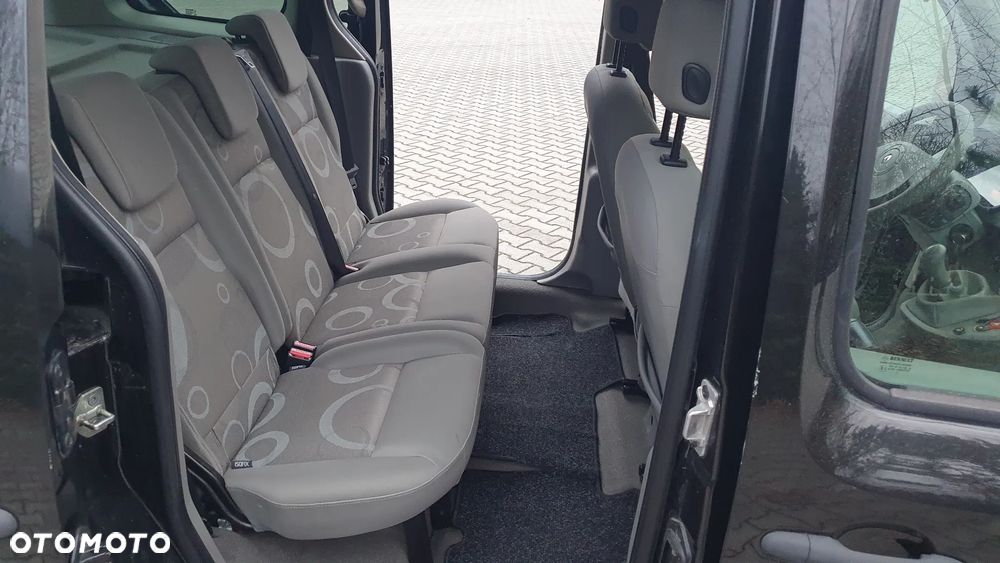 Renault Kangoo dCi 90 FAP Expression - 9