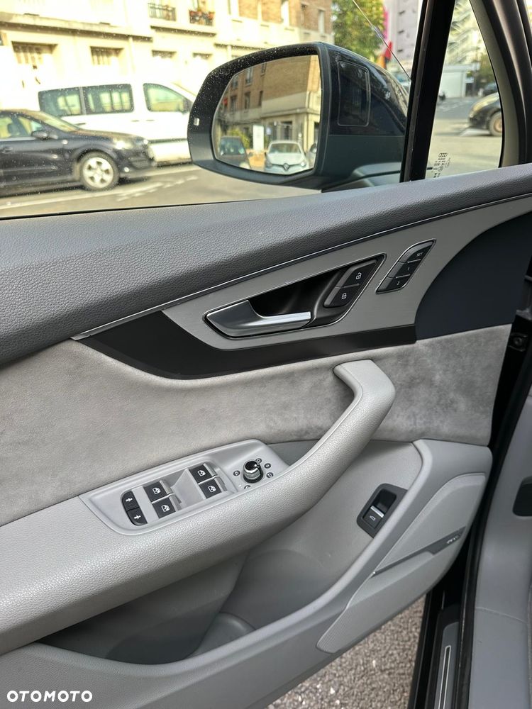 Audi Q7 - 18