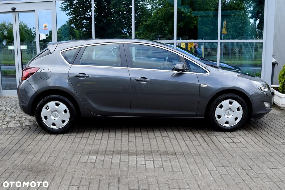 Opel Astra 1.6 Enjoy - 14