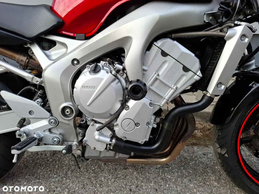 Yamaha FZ6 - 16