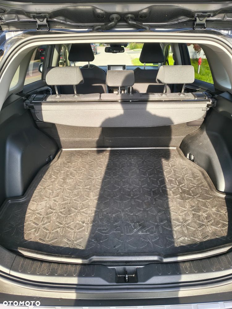 Toyota RAV4 - 16