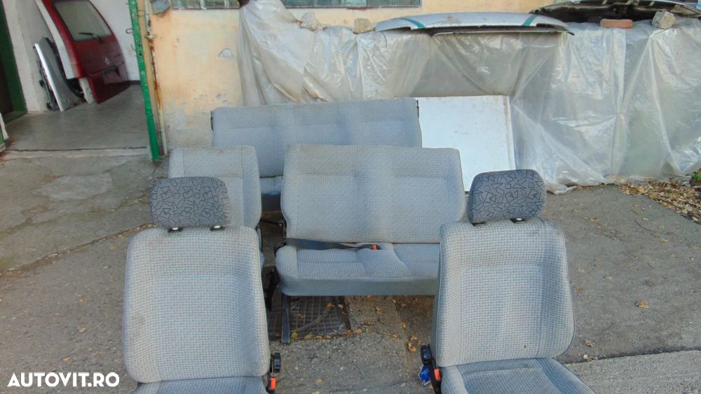 Set Scaune fata rand 1,rand 2,rand 3 de VW T4 Caravelle an 1997 - 8