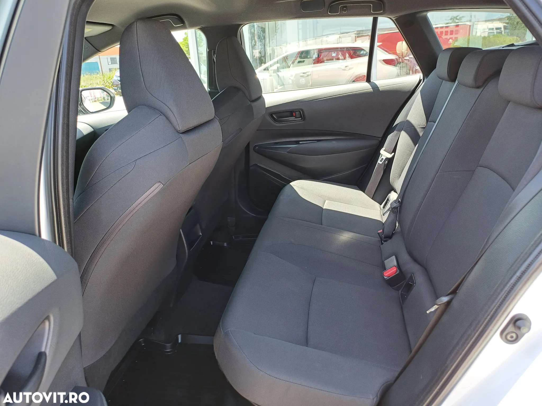 Toyota Corolla 1.8 HSD TS Eco - 9