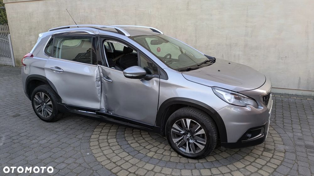 Peugeot 2008 1.6 BlueHDi Allure - 24