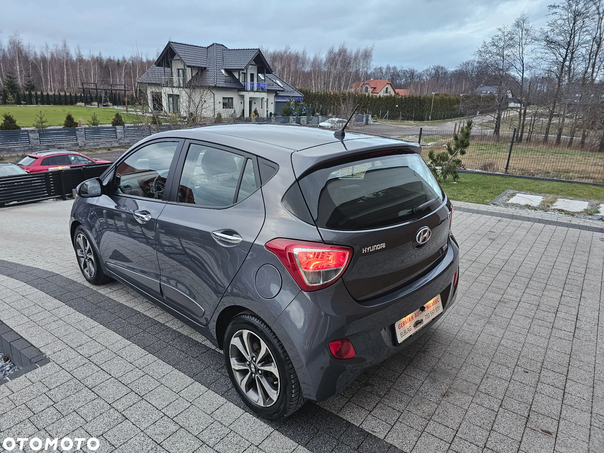 Hyundai i10 1.2 Premium - 17