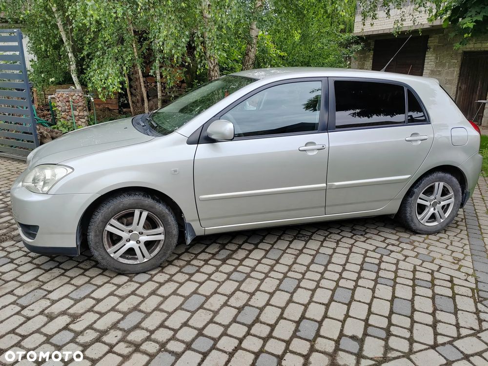 Toyota Corolla 1.4 VVT-i Terra - 1