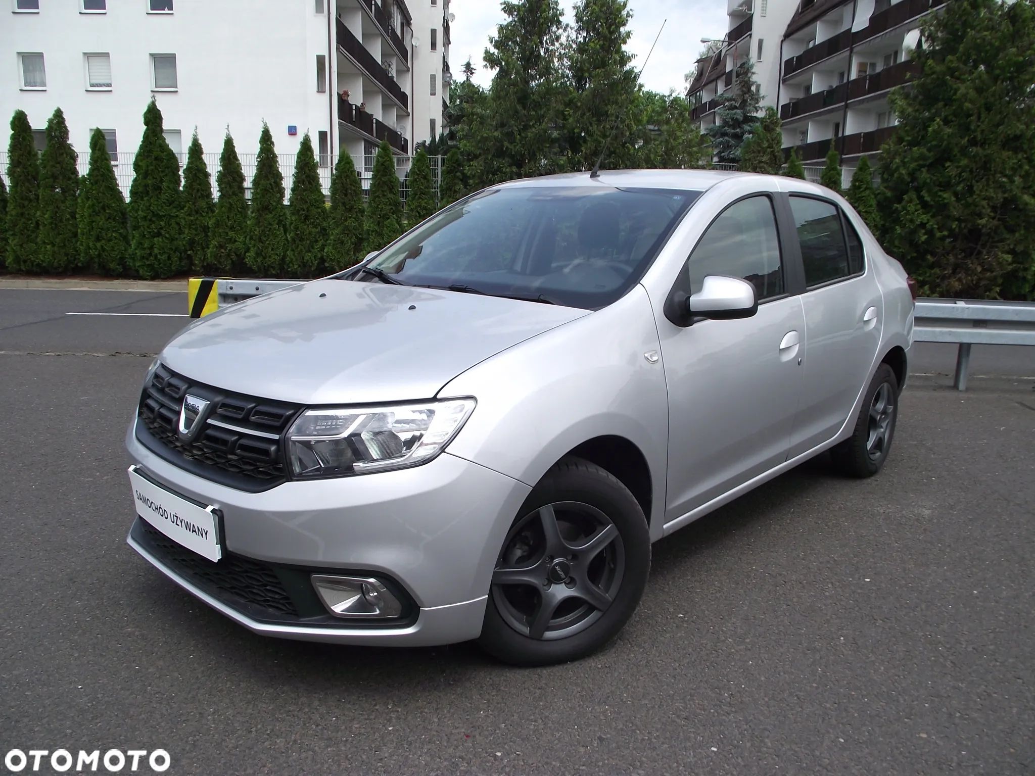 Dacia Logan 0.9 TCe Laureate S&S Easy-R - 1