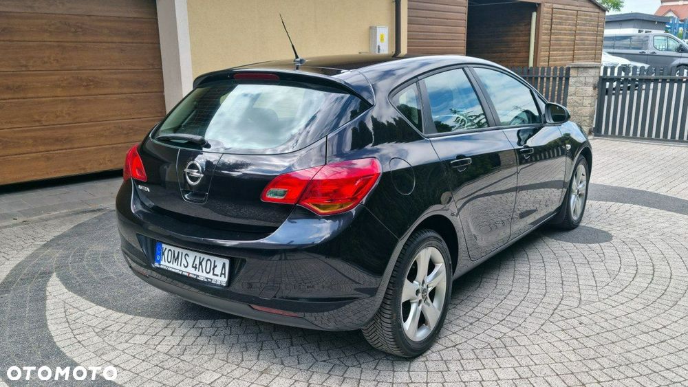 Opel Astra - 6