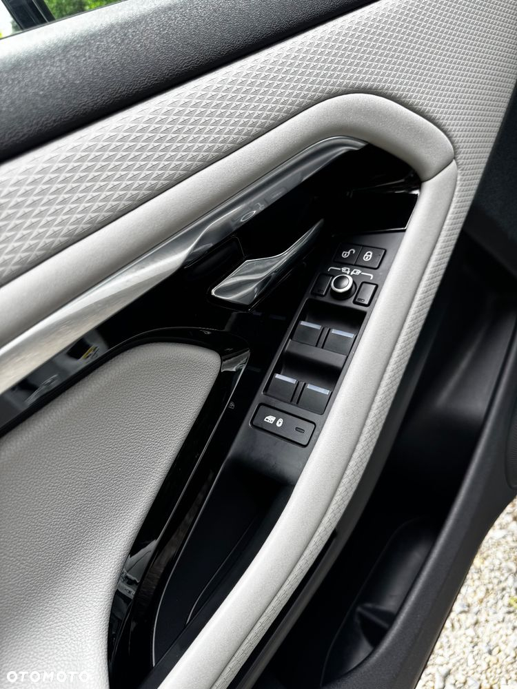 Land Rover Range Rover Evoque - 23