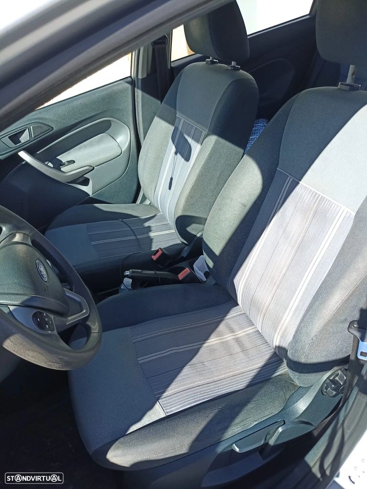 Ford Fiesta 1.4 TDCi Trend - 6
