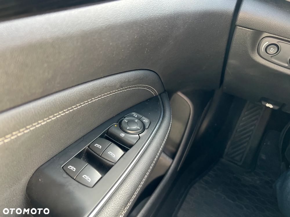 Opel Insignia - 18