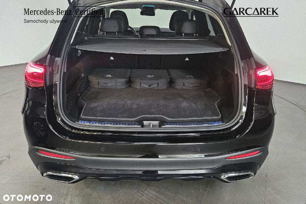 Mercedes-Benz GLC - 13