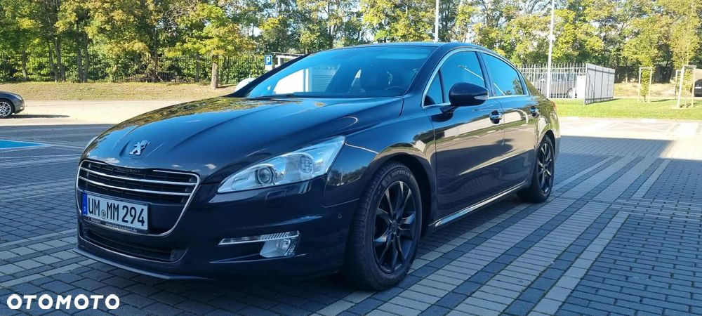 Peugeot 508 RXH Hybrid4 - 12
