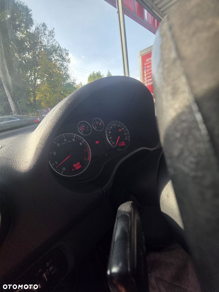 Audi A3 3-drzwiowe 1.6 Attraction - 20