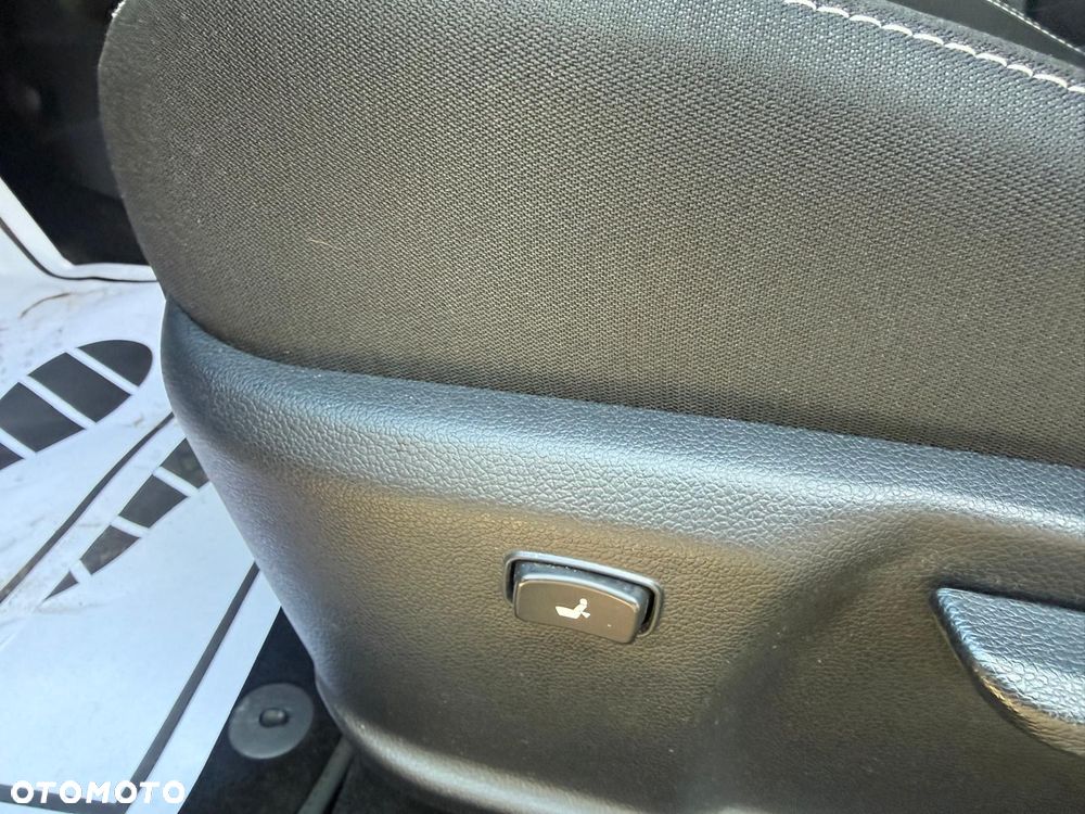 Kia Ceed 1.6 GDI Platinum Edition - 22