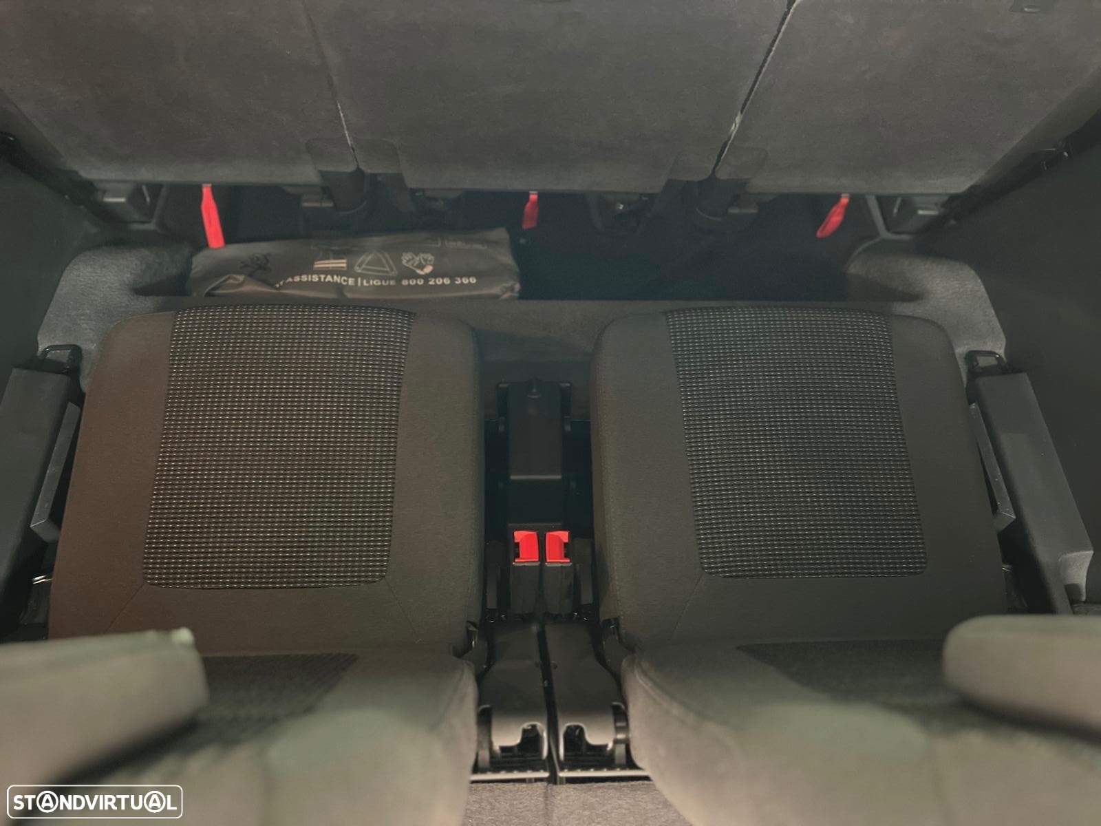 Peugeot 5008 1.6 BlueHDi Style - 27