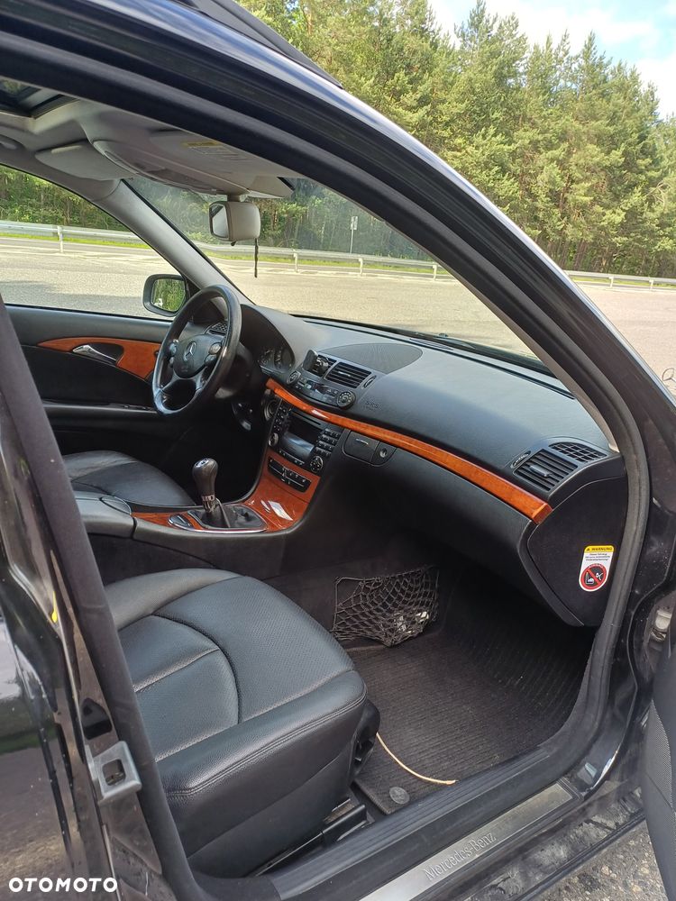 Mercedes-Benz Klasa E 280 CDI Classic - 11
