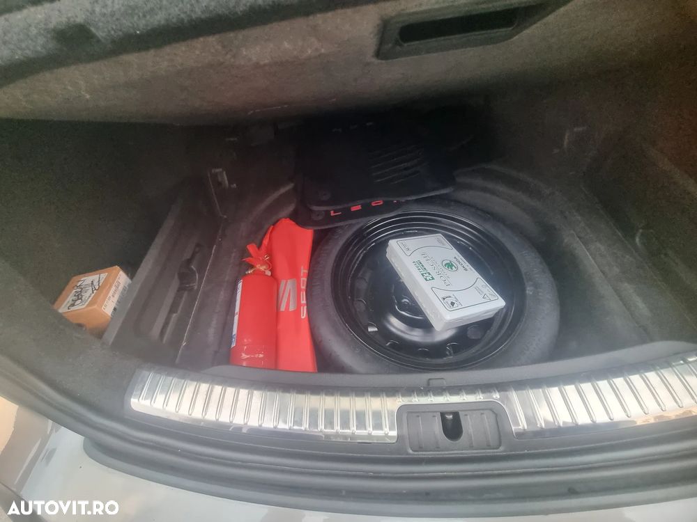 Seat Leon 1.6 TDI Start&Stop DSG Reference - 11