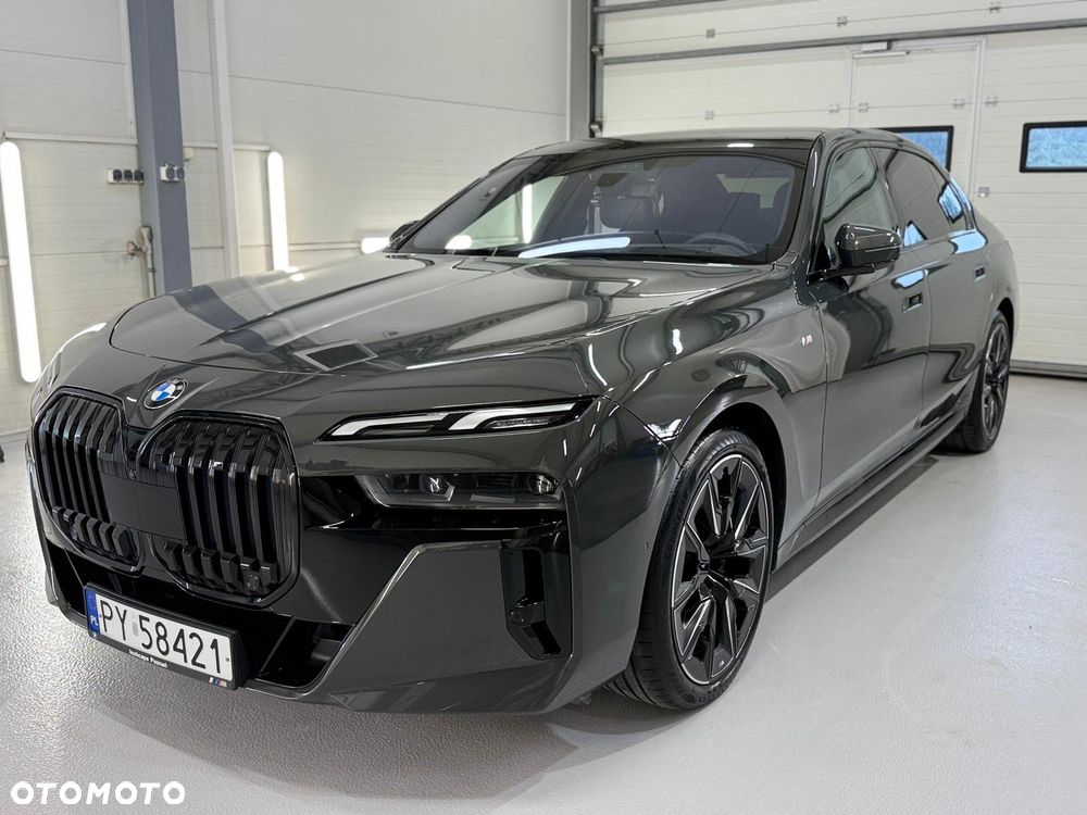 BMW Seria 7 730d mHEV - 1