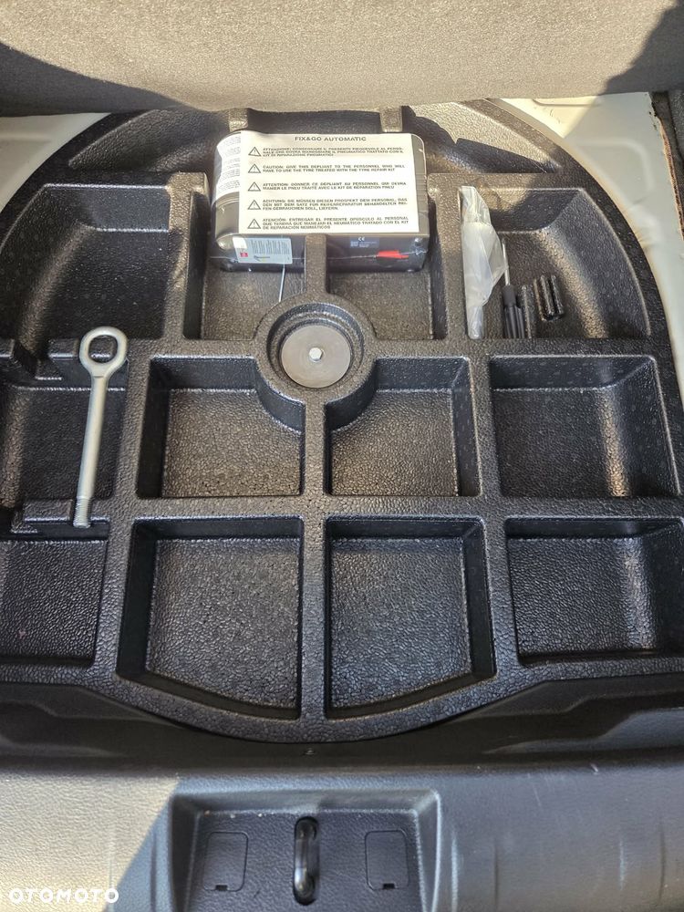 Jeep Renegade 1.6 E-TorQ Sport FWD - 23