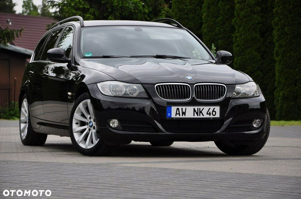 BMW Seria 3 325i Edition Exclusive - 11