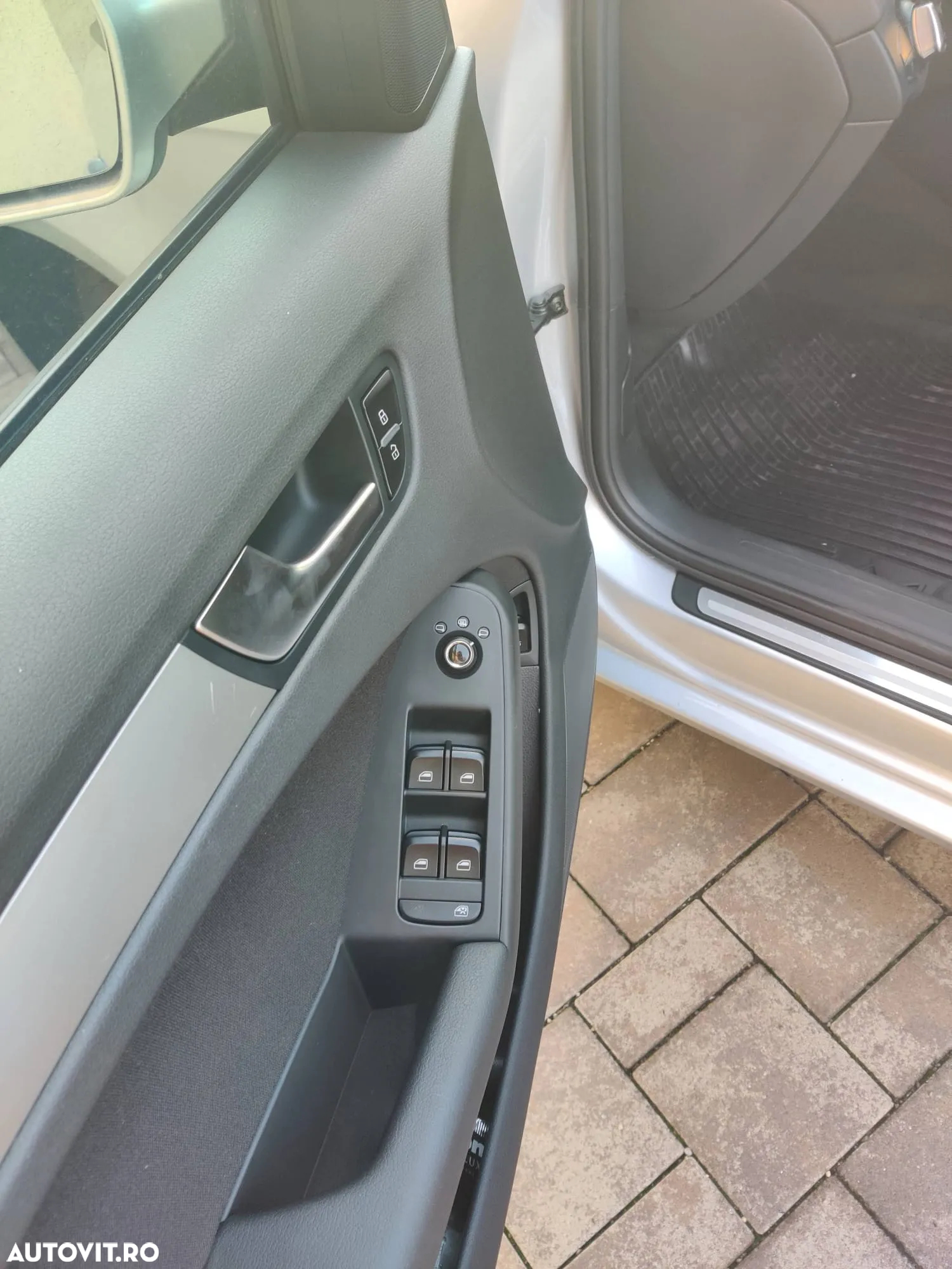Audi A4 2.0 TDI B8 - 9