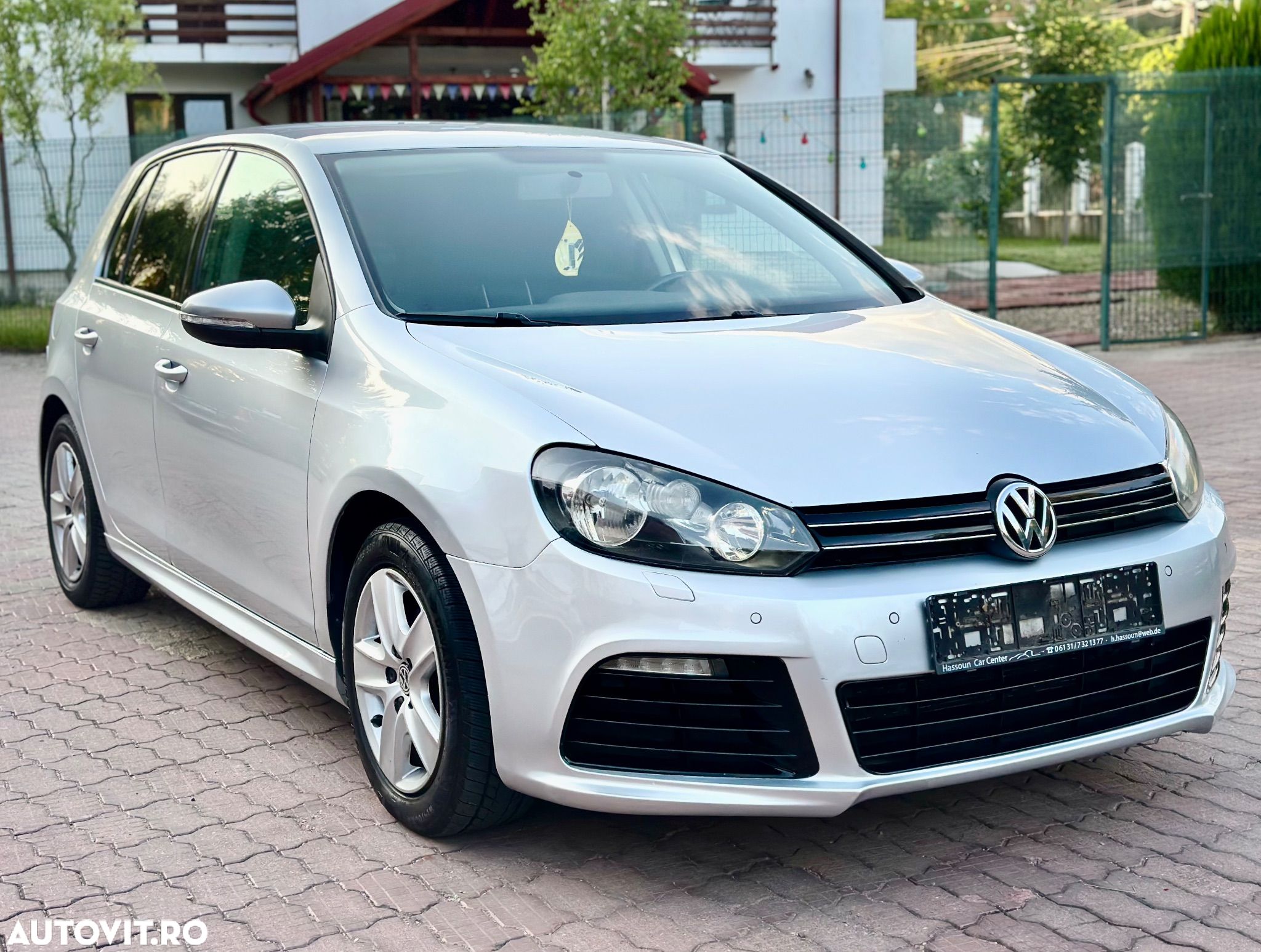 Volkswagen Golf 1.6 Highline - 1