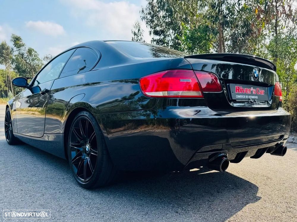 BMW 320 d Coupe - 14