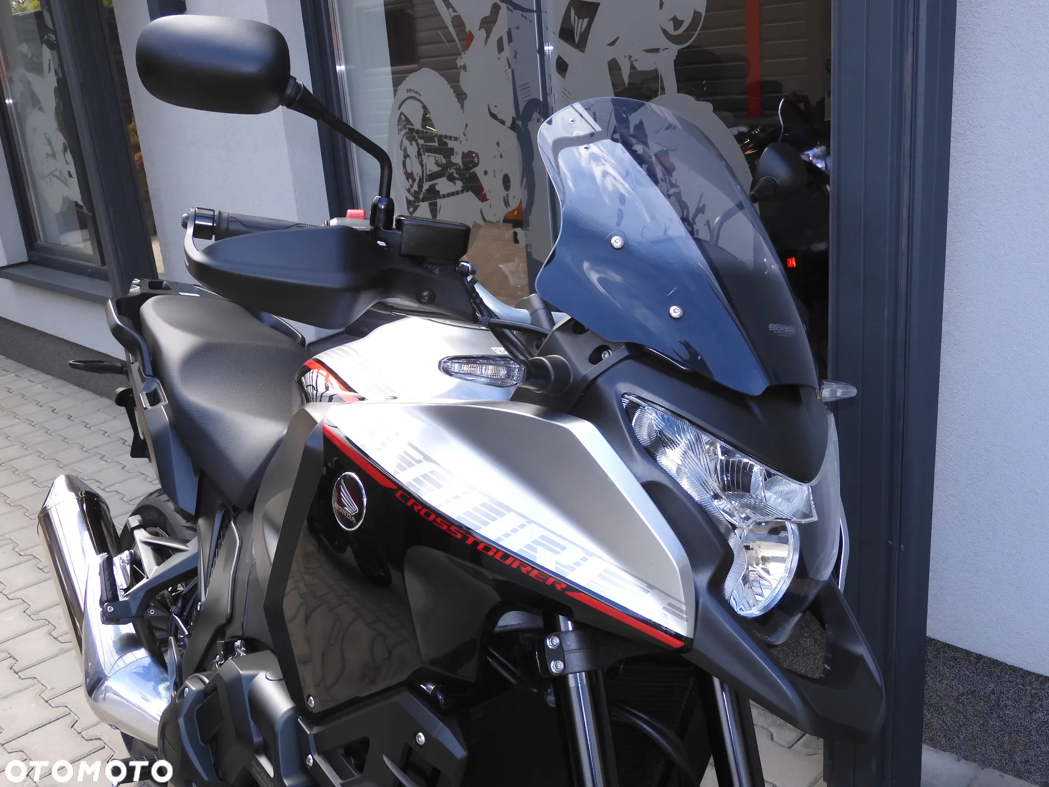 Honda VFR - 9