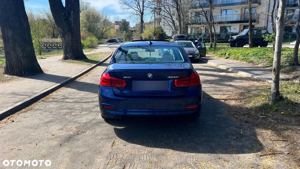 BMW Seria 3 320i Edition Luxury Line Purity - 6